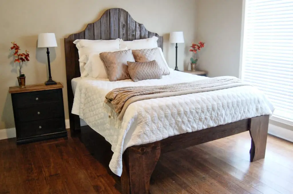 diy-Elevated-Wood-Bed-Frame