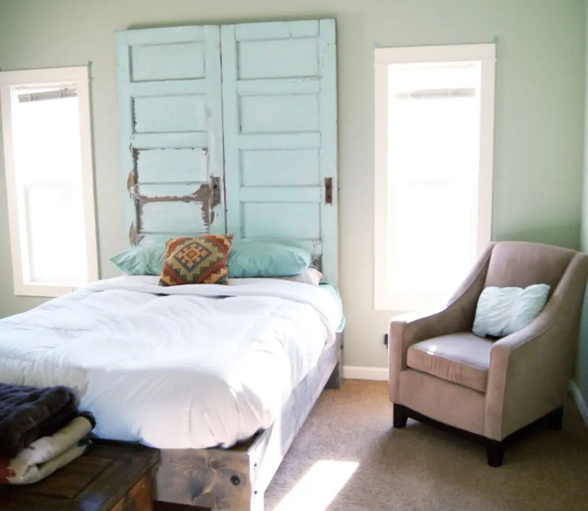 diy-Platform-Bed-and-Salvaged-Door -Headboard