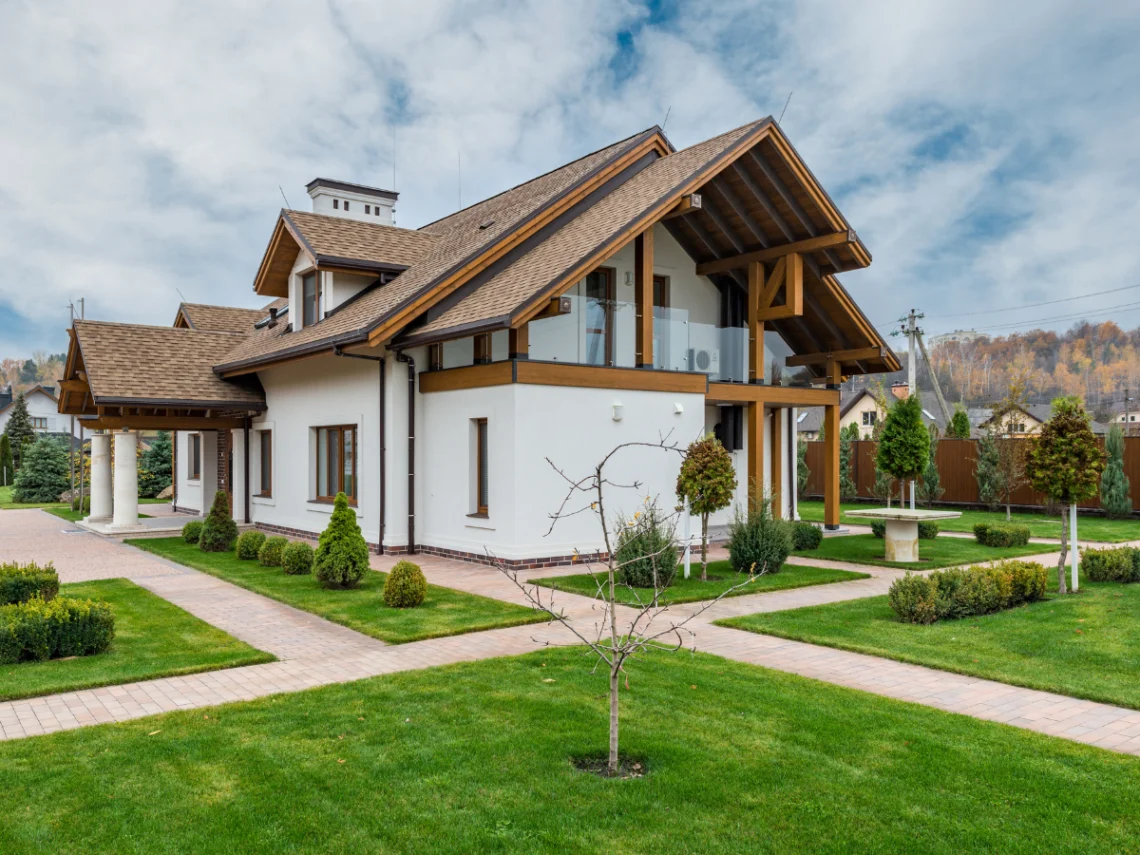 role-of-color-texture-and-balance-in-great-landscape-design